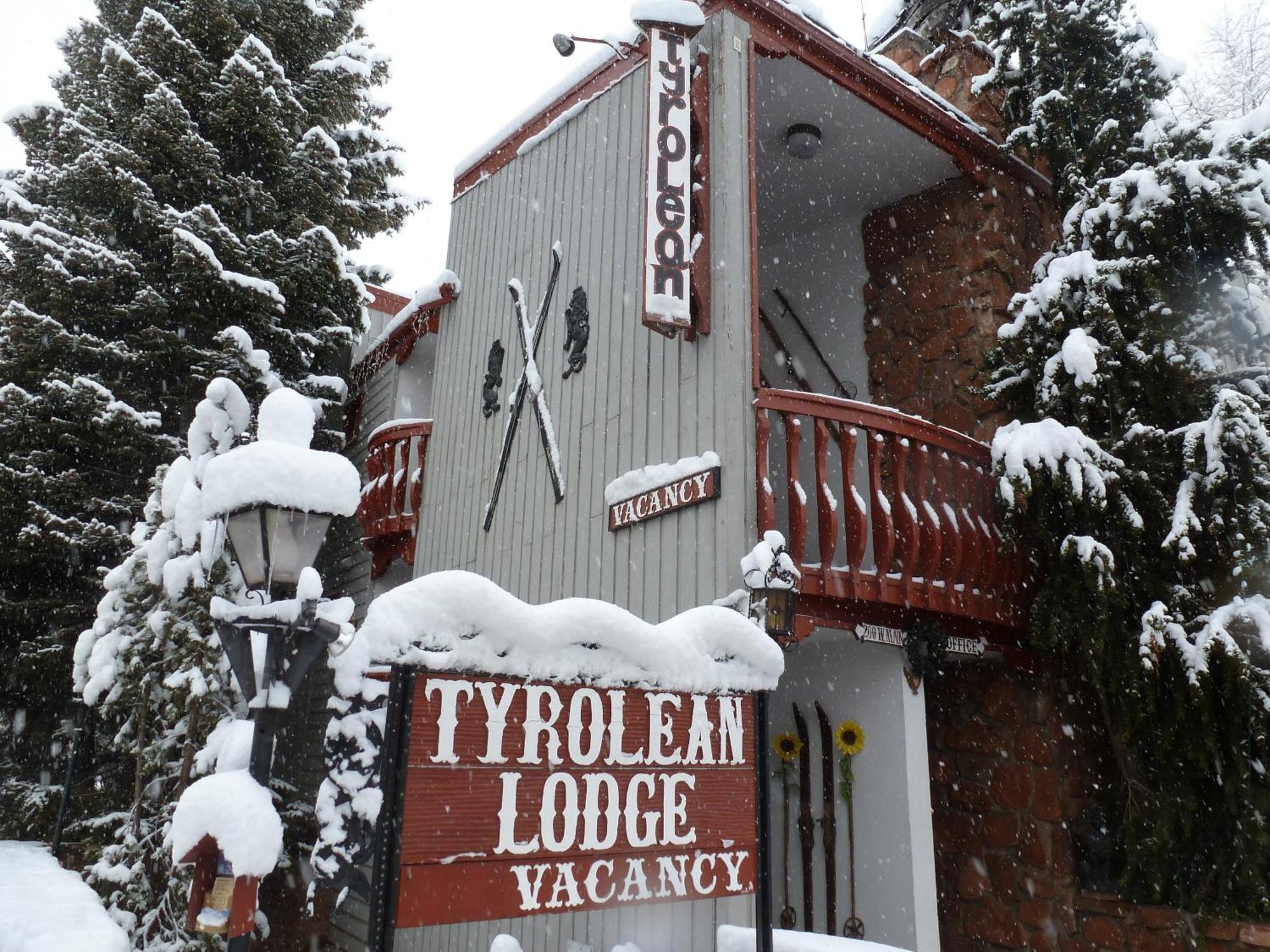 Tyrolean Lodge Aspen Bagian luar foto